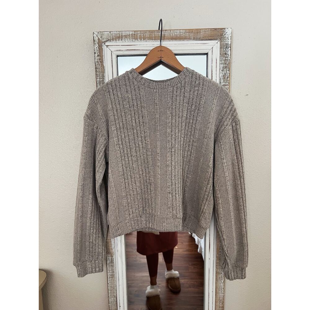 SHEIN Taupe Super Soft Sweater Size XS